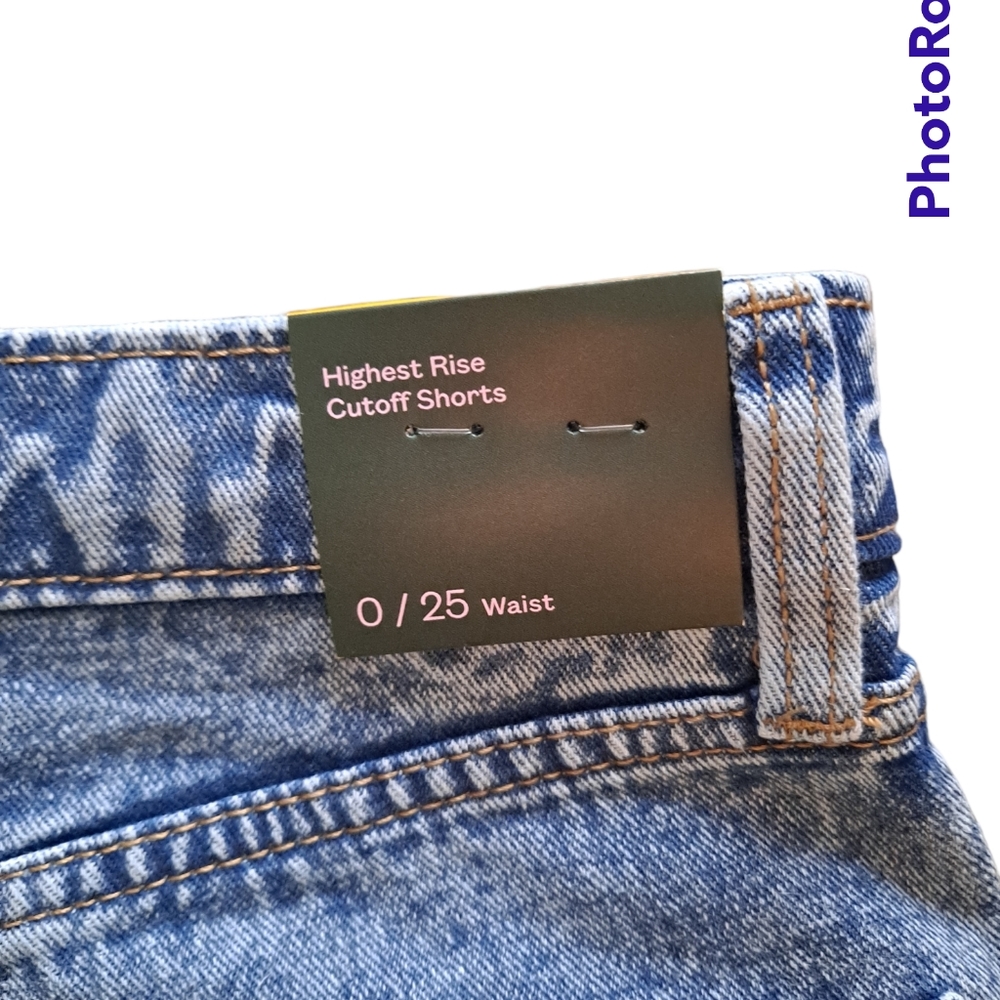 Wild Fable high waist button fly cut off mid wash acid wash shorts - Picture 6 of 6